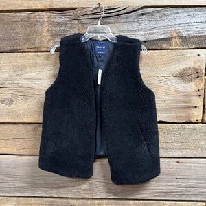NWT Madewell Faux Fur Vest, Black, Small